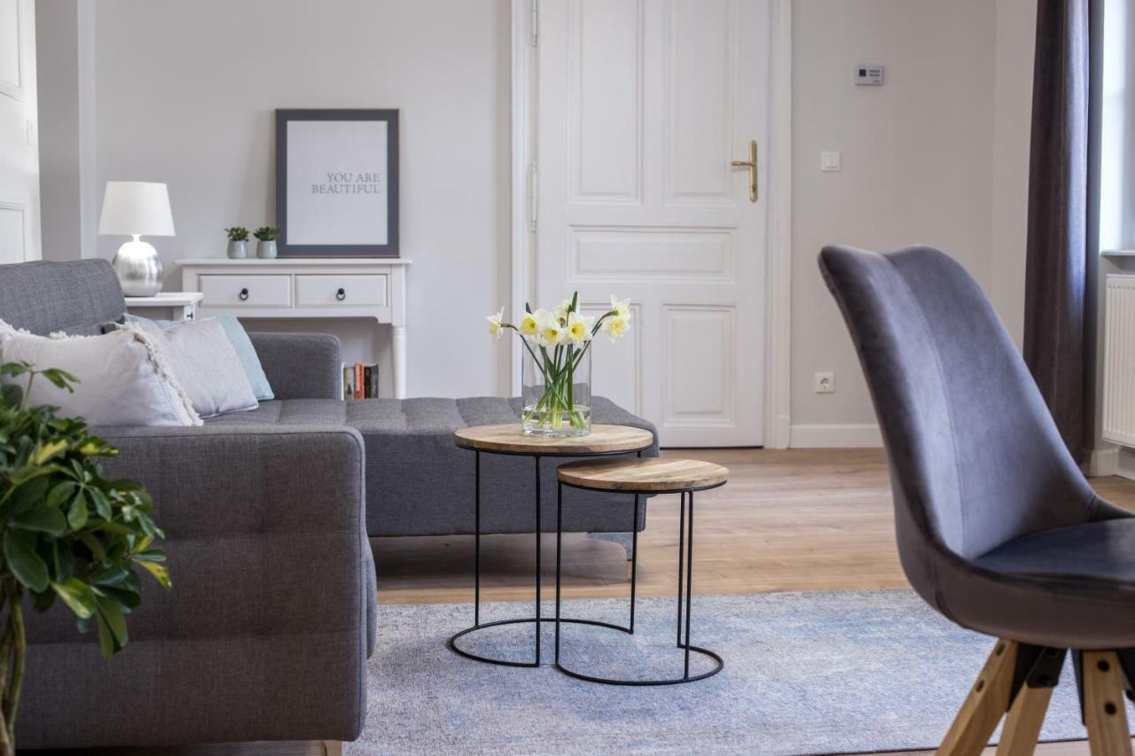 El Gusto Homes Town Sopron Luaran gambar
