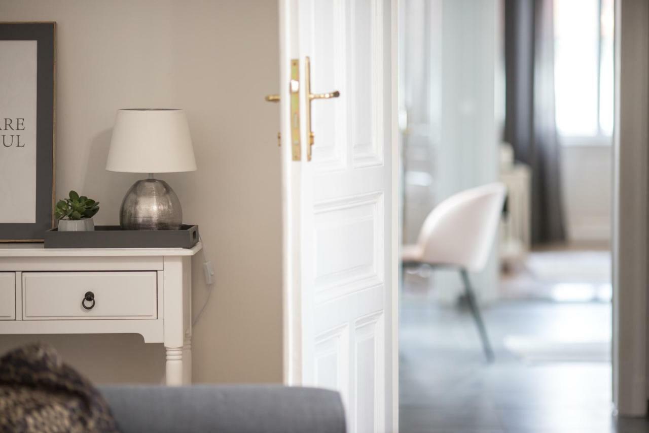 El Gusto Homes Town Sopron Luaran gambar